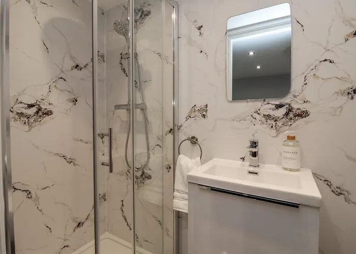 Waters Edge * Skipton